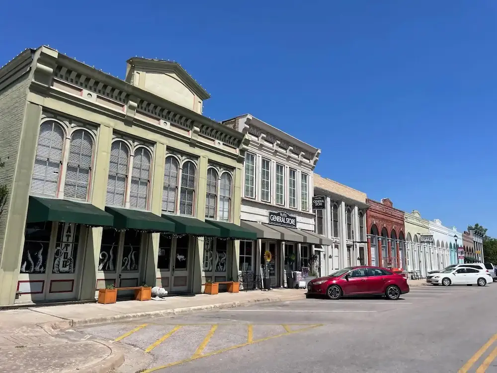 Historic downtown Hutto, Texas, near Slims Detailing Studio serving Hutto and surrounding communities.